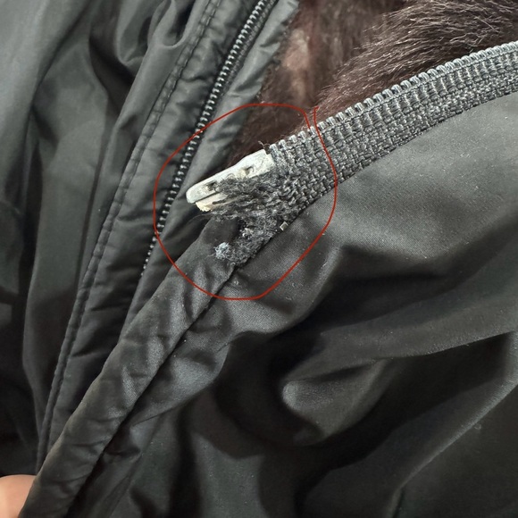 Prada genuine fur coat  with detachable sleeves Y2K - Picture 14 of 16